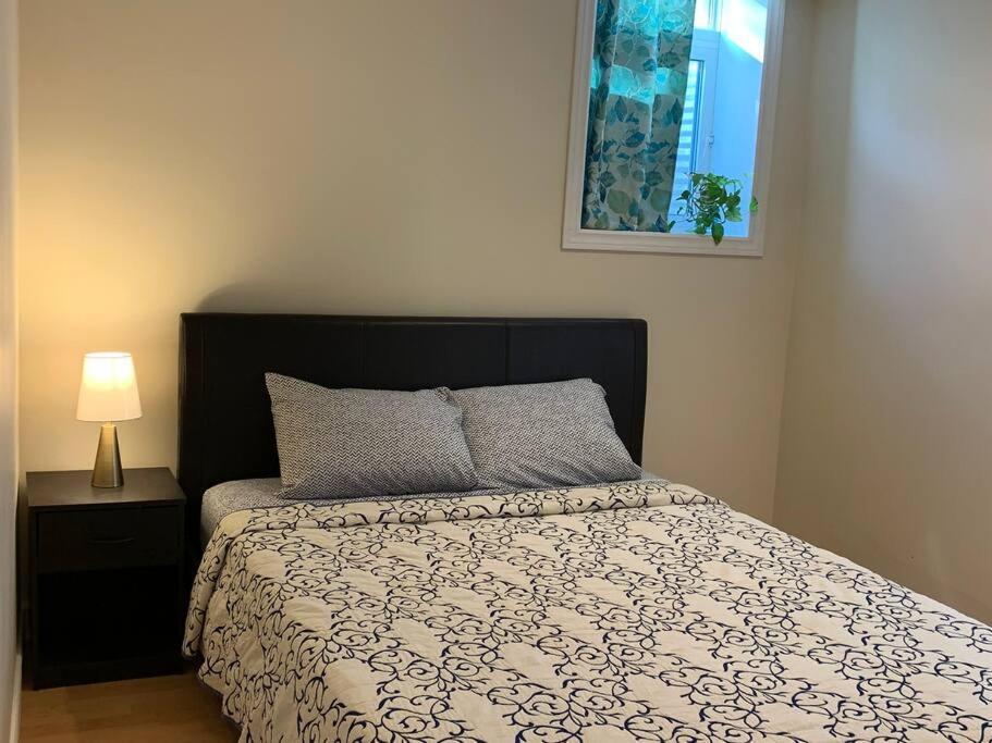 Finished 2 Bedroom Apartment In An Upscale Area Of Ajax Dış mekan fotoğraf